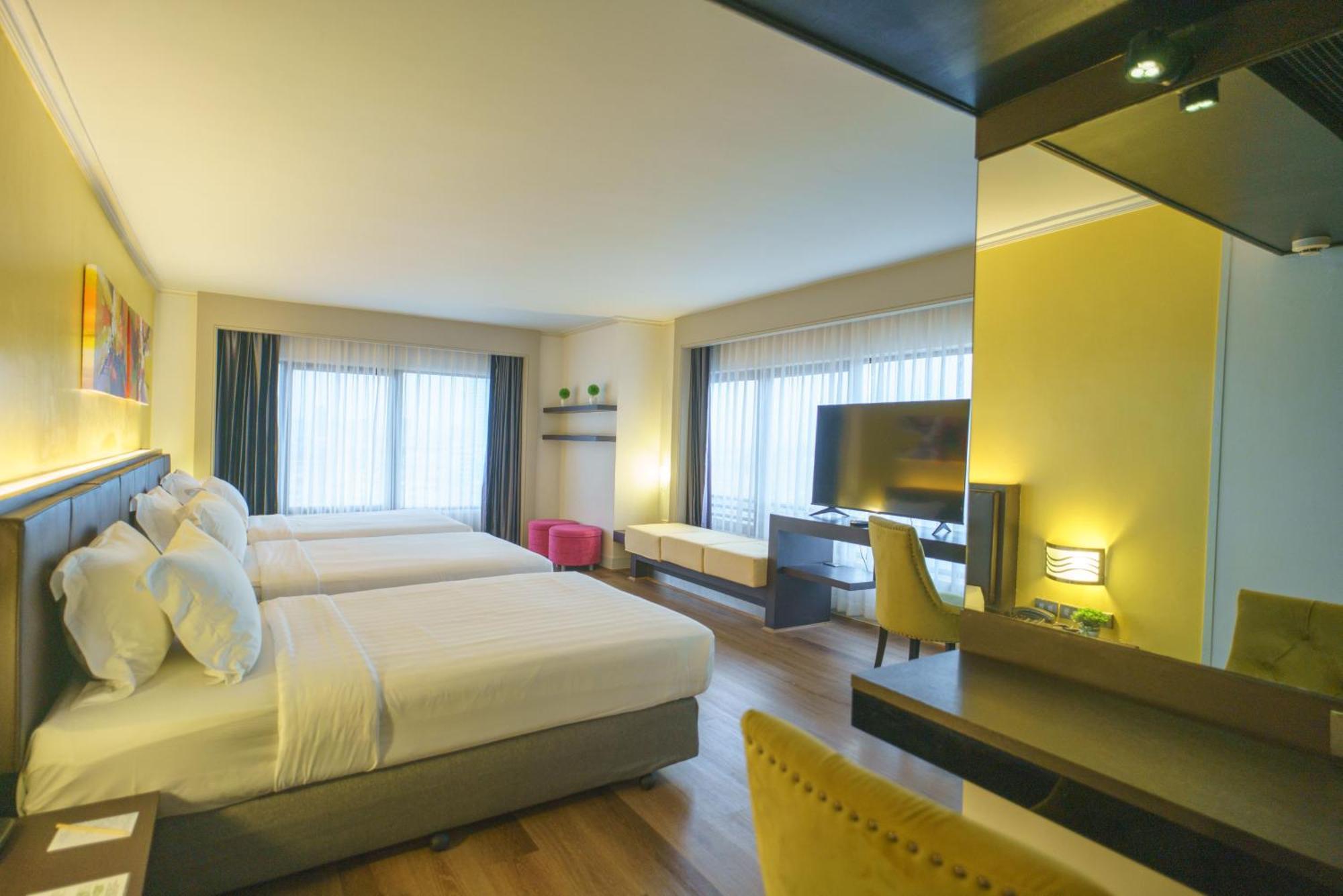 Grand China Bangkok Hotel Стая снимка
