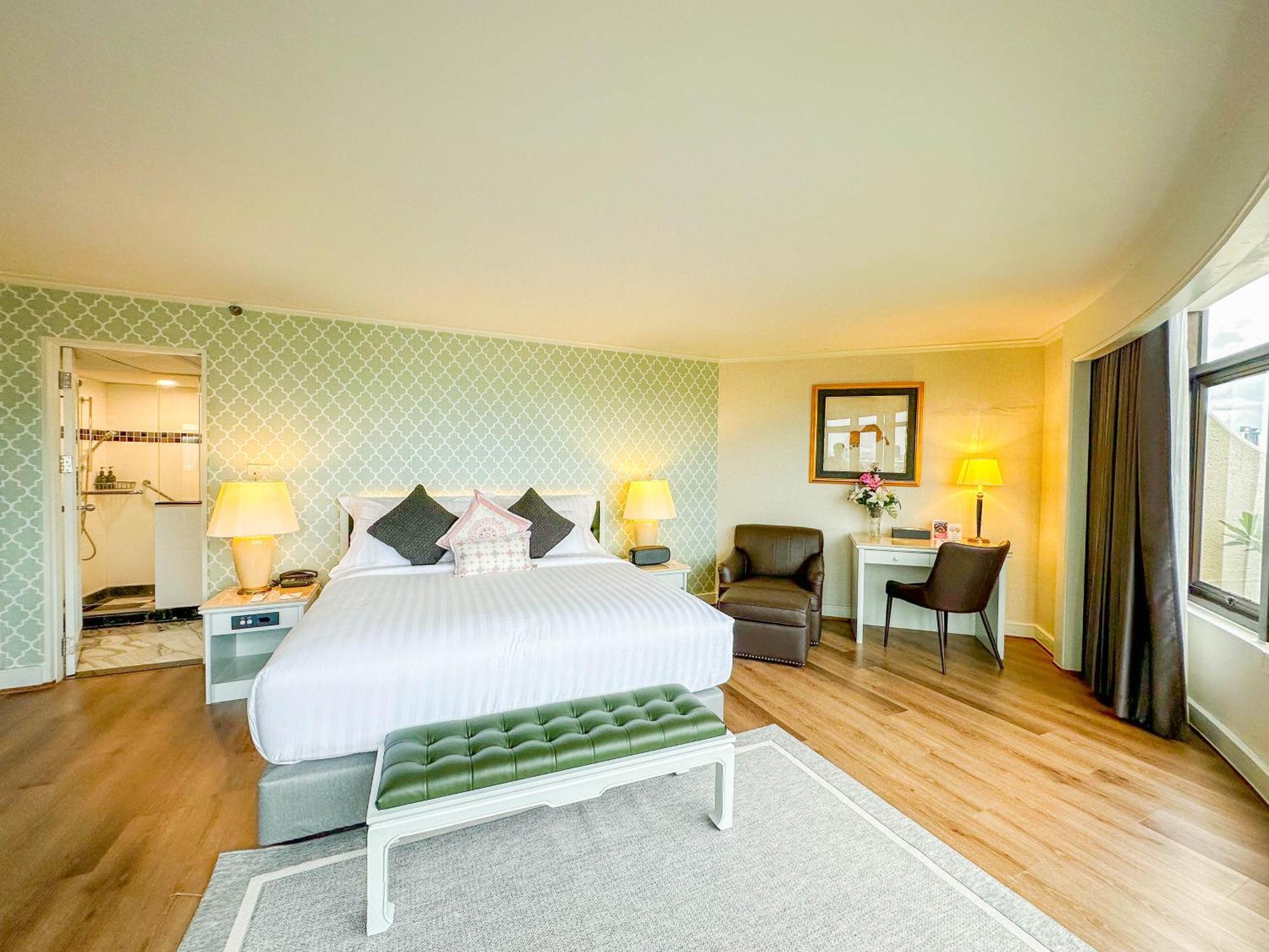 Grand China Bangkok Hotel Стая снимка