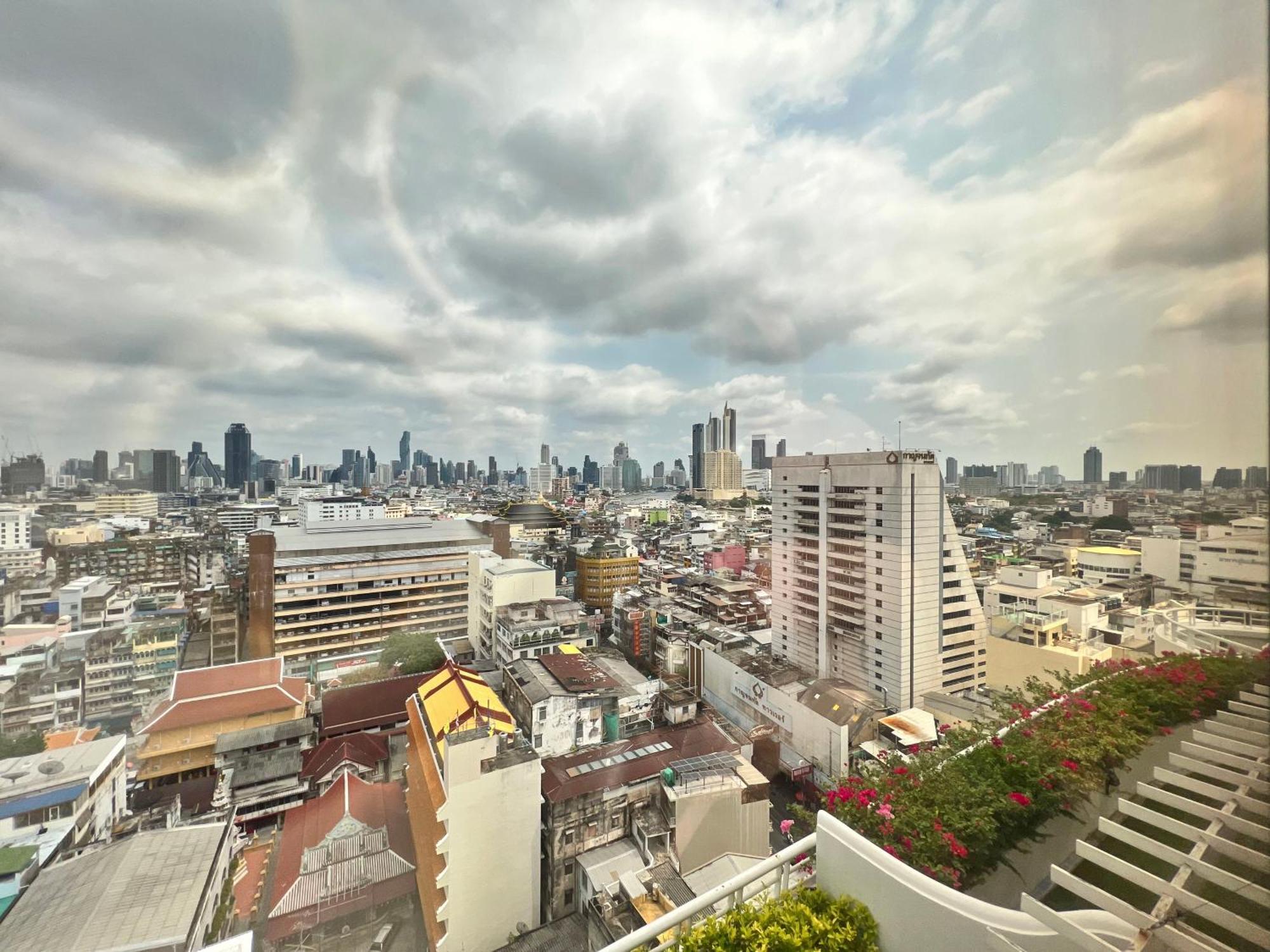 Grand China Bangkok Hotel Екстериор снимка