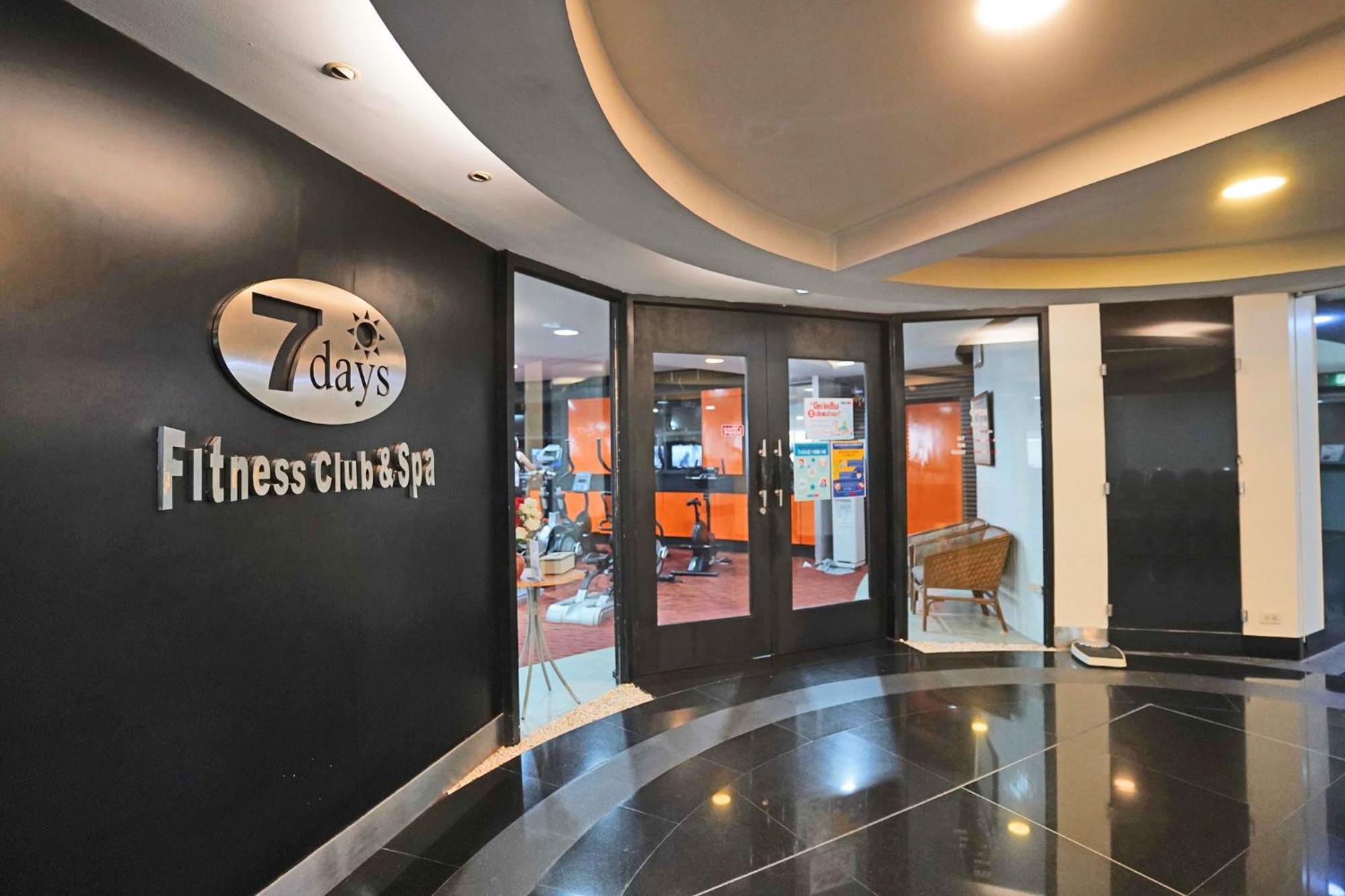 Grand China Bangkok Hotel Екстериор снимка